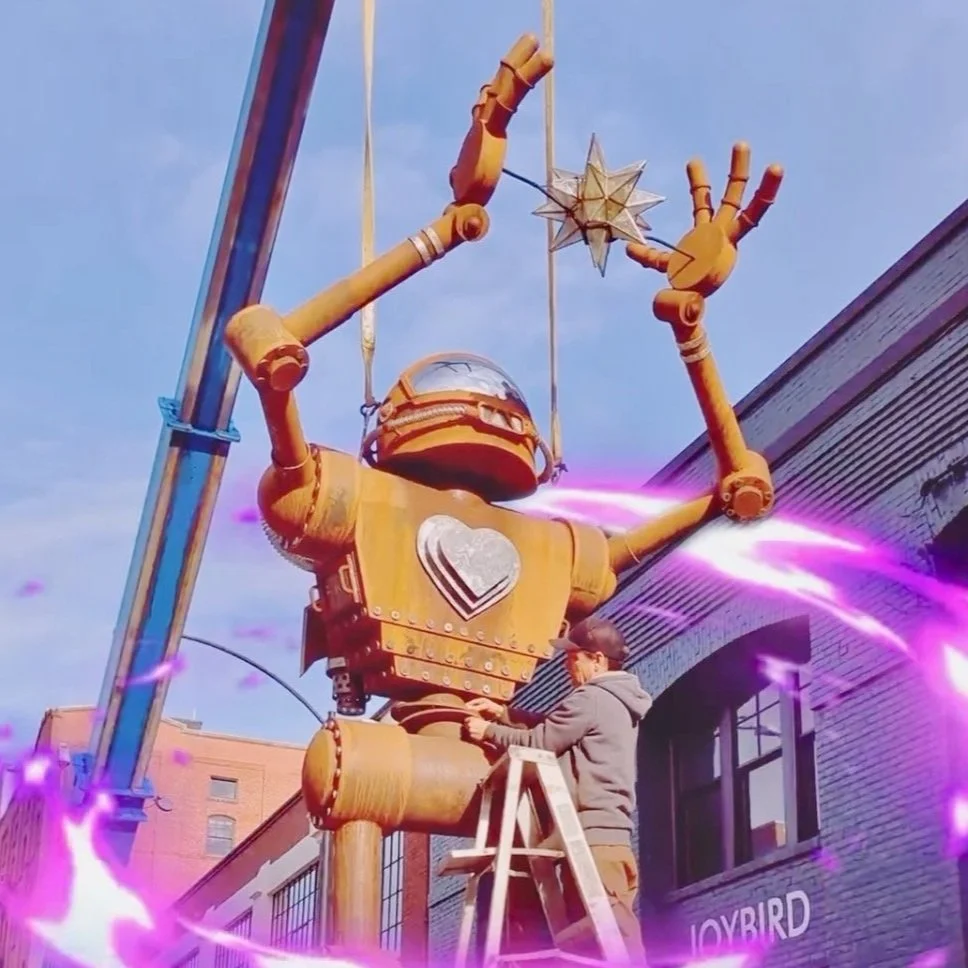The Pearl District has a Visitor for the Portland Winter Light